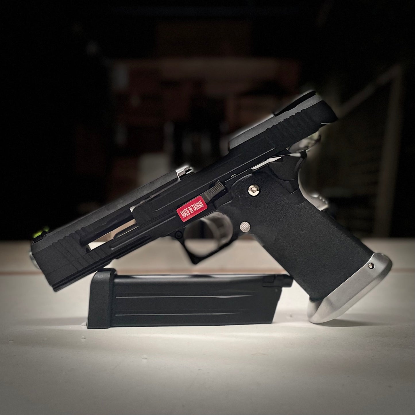 Armorer Works HX1002 SPLIT SLIDE GEL BLASTER