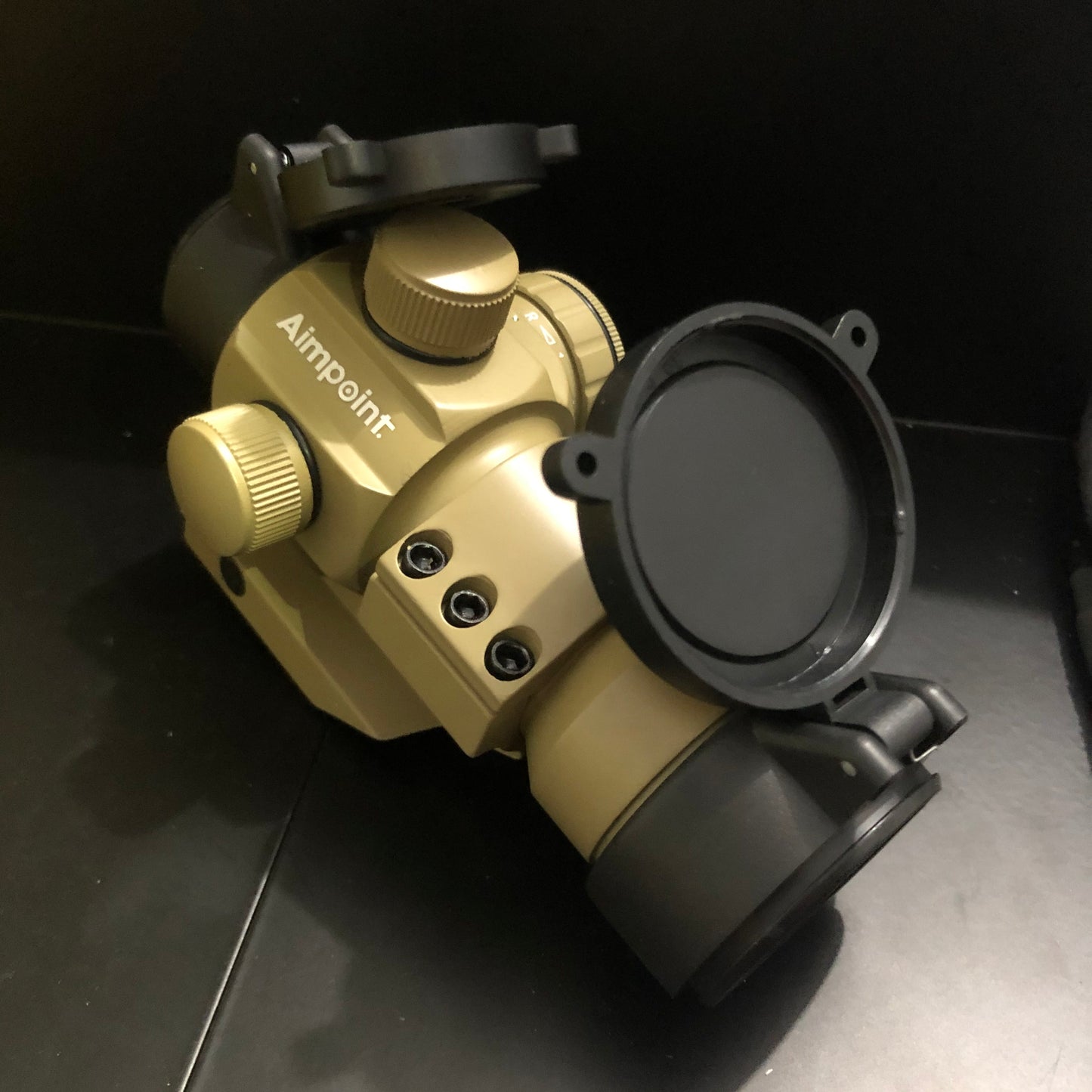 D-19T AIMPOINT SIGHT TAN