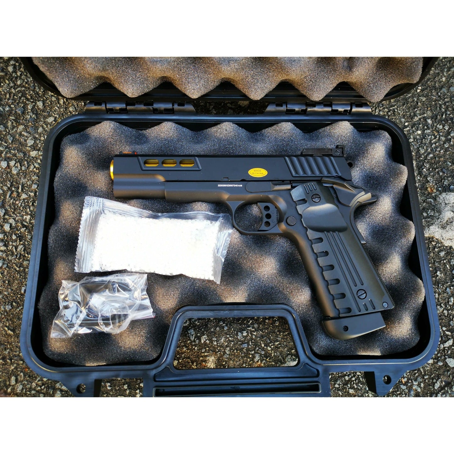 GOLDEN EAGLE 3368 1911 GEL BLASTER Hi-Capa 5.1 VERSION GAS/CO2 POWERED BLOWBACK CUSTOM NEGRO/DORADO