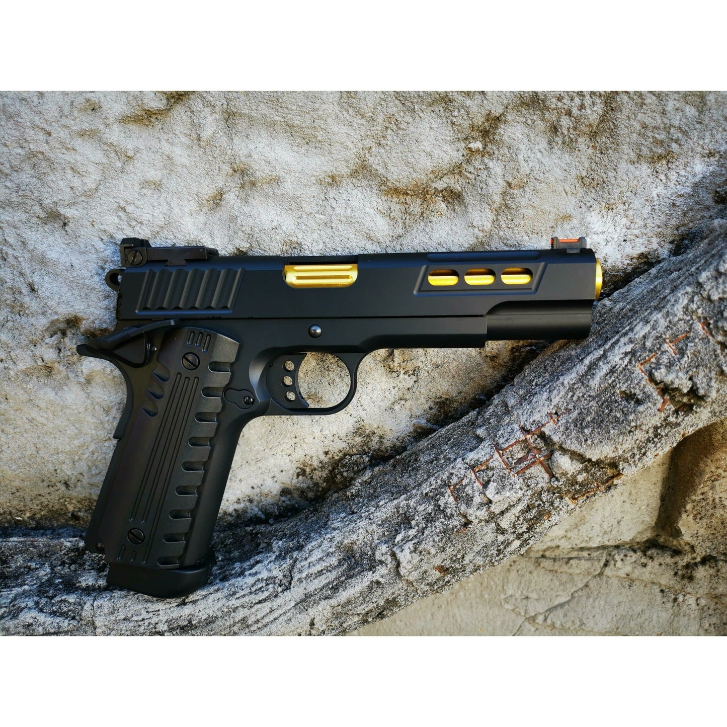 GOLDEN EAGLE 3368 1911 GEL BLASTER Hi-Capa 5.1 VERSION GAS/CO2 POWERED BLOWBACK CUSTOM NEGRO/DORADO