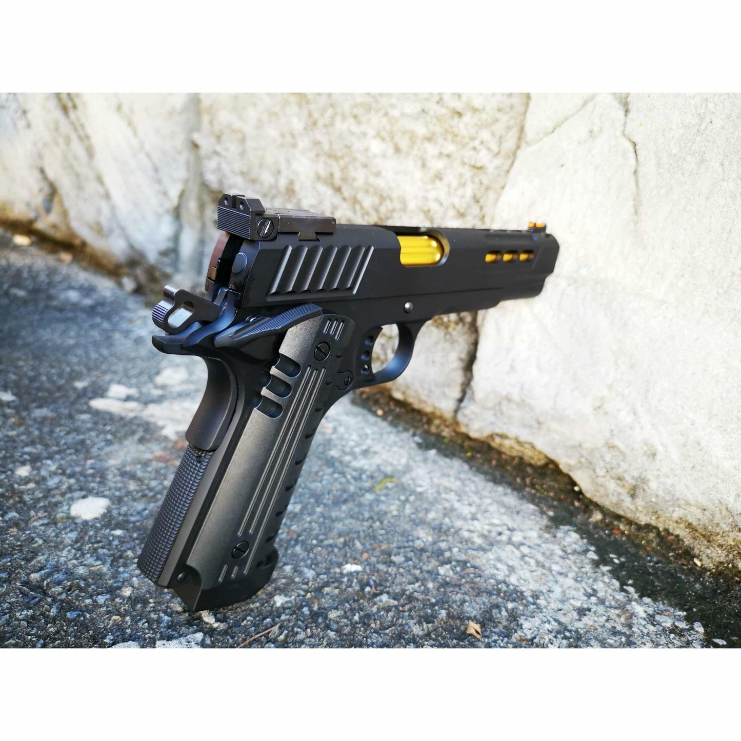GOLDEN EAGLE 3368 1911 GEL BLASTER Hi-Capa 5.1 VERSION GAS/CO2 POWERED BLOWBACK CUSTOM NEGRO/DORADO
