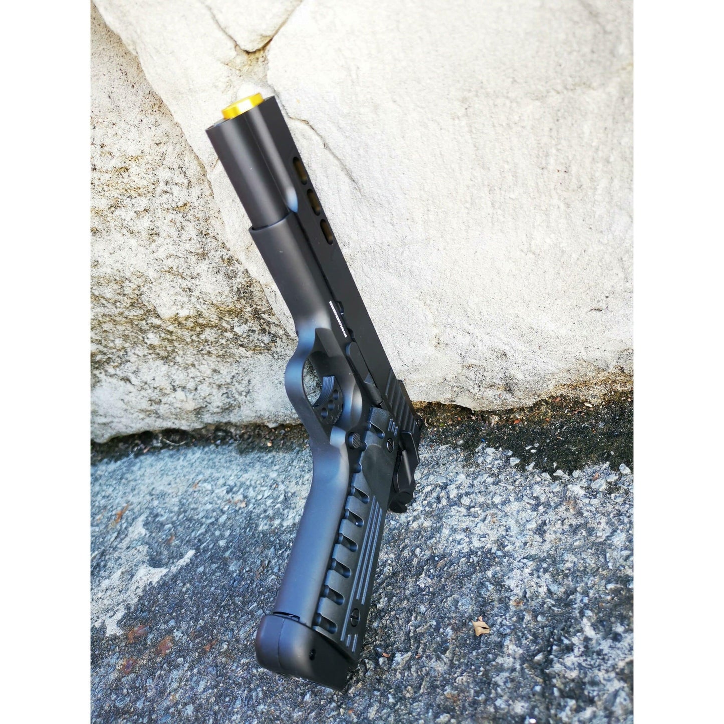 GOLDEN EAGLE 3368 1911 GEL BLASTER Hi-Capa 5.1 VERSION GAS/CO2 POWERED BLOWBACK CUSTOM NEGRO/DORADO