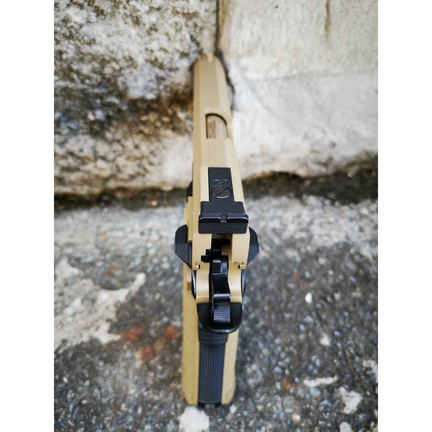 GOLDEN EAGLE 3304T 2011 GEL BLASTER GREEN GAS OR CO2 POWERED Hi-Capa 5.1 VERSION GAS BLOWBACK Colour: Tan