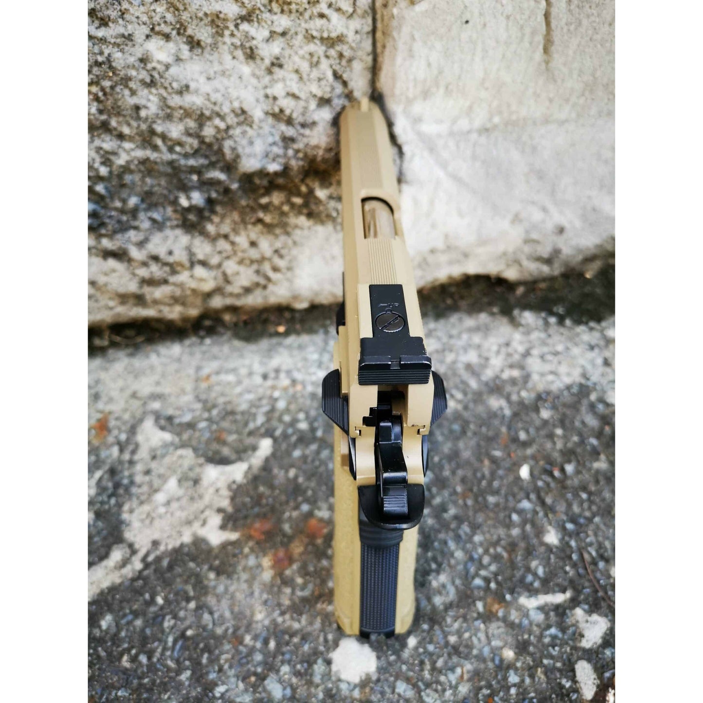 GOLDEN EAGLE 3304T 2011 GEL BLASTER GREEN GAS OR CO2 POWERED Hi-Capa 5.1 VERSION GAS BLOWBACK Colour: Tan