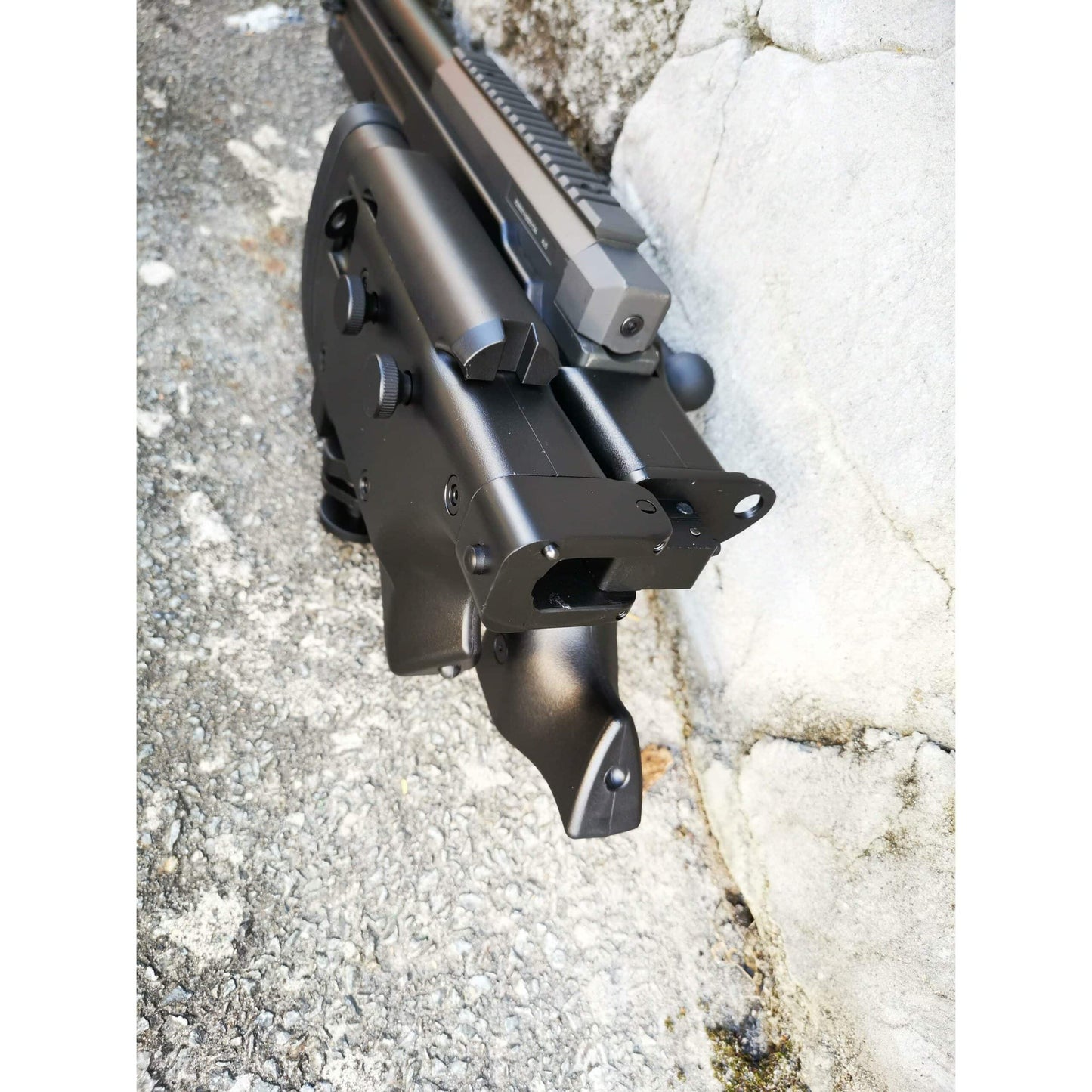 WELL MB08 Metal L96 AWM Bolt Action Gel Blaster Sniper Rifle w/ Folding Stock Color: Black