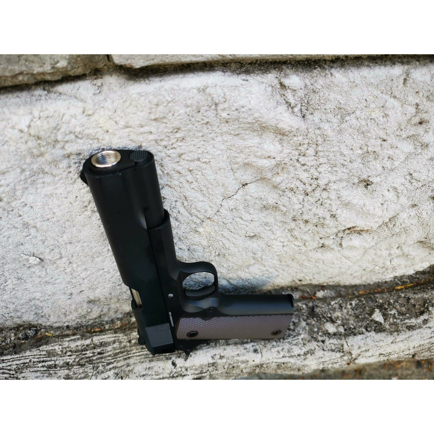 GOLDEN EAGLE 3305 GM1911 GEL BLASTER GREEN GAS OR CO2 POWERED GOVERNMENT VERSION GAS BLOWBACK