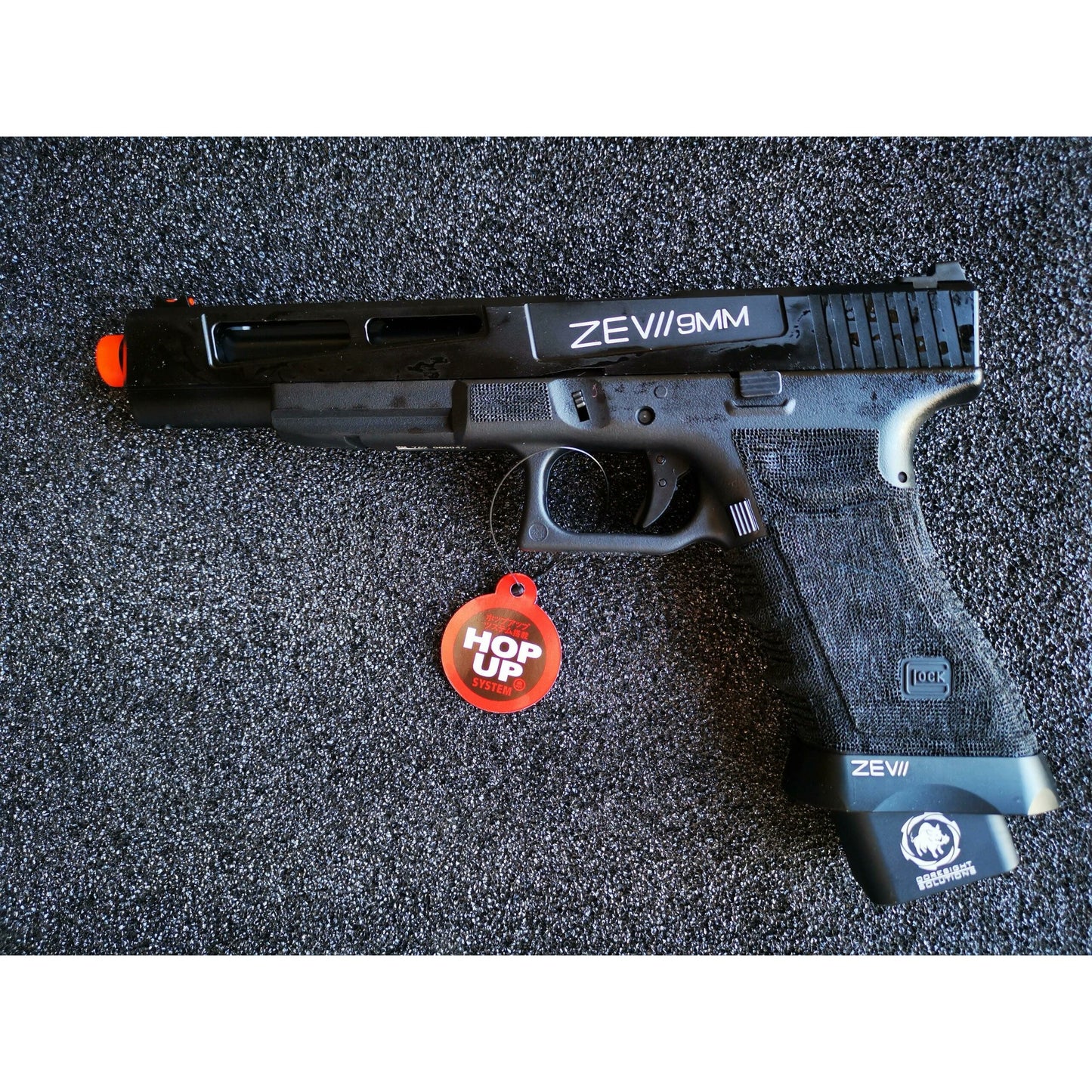 DOUBLE BELL Glock 17L Type ZEVII 9MM Combat Master Custom Gas Blowback Gel Blaster Green Gas Version Black