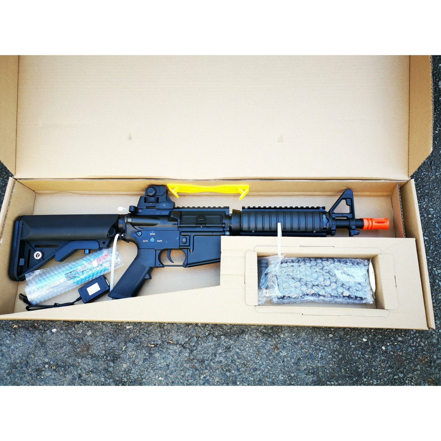 DOUBLE BELL M4 CQB Gel Blaster AEG Colour: black