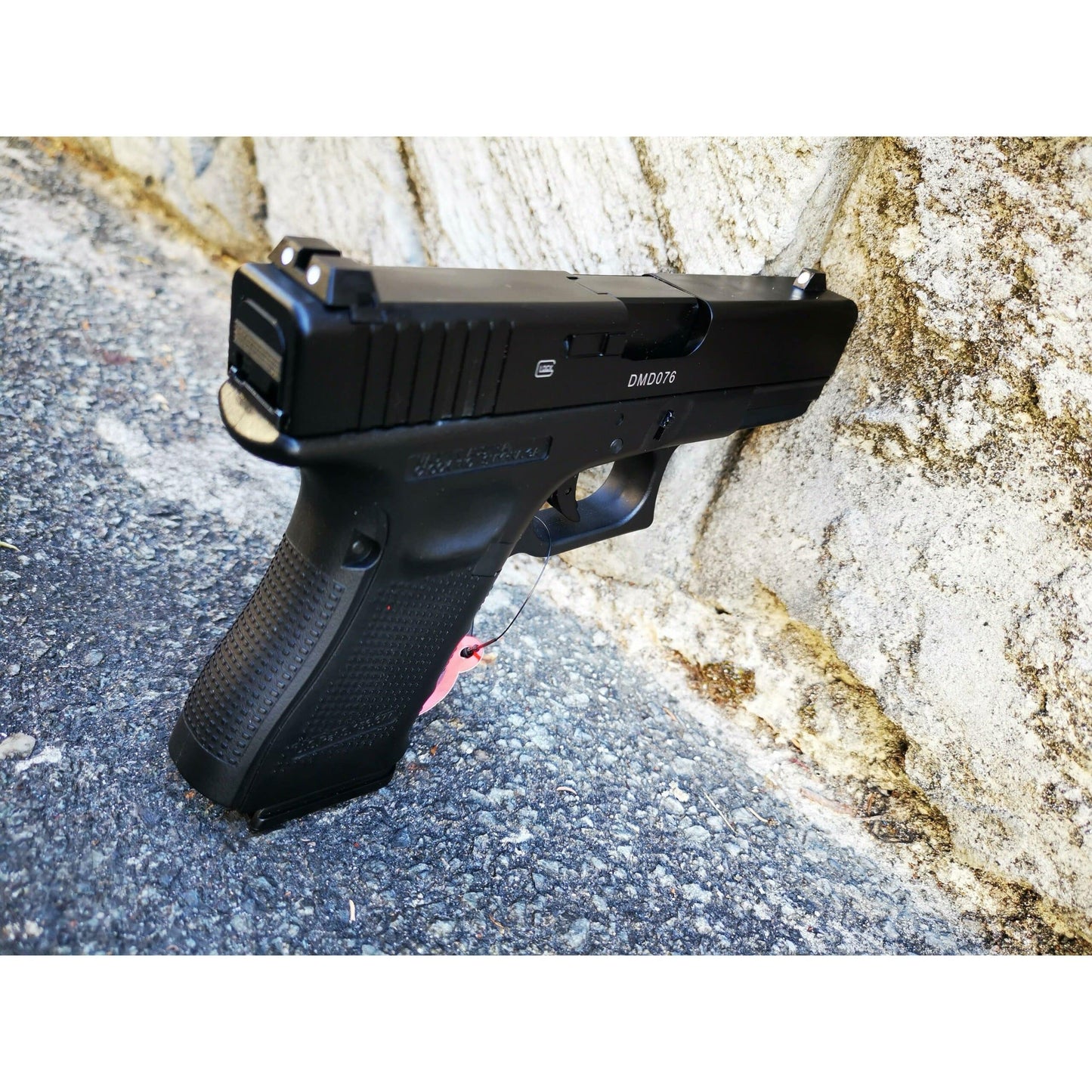 DOUBLE BELL Glock 19 GEN4 Gas Blowback Gel Blaster Full Engraving Resin Frame Edition Green Gas Version