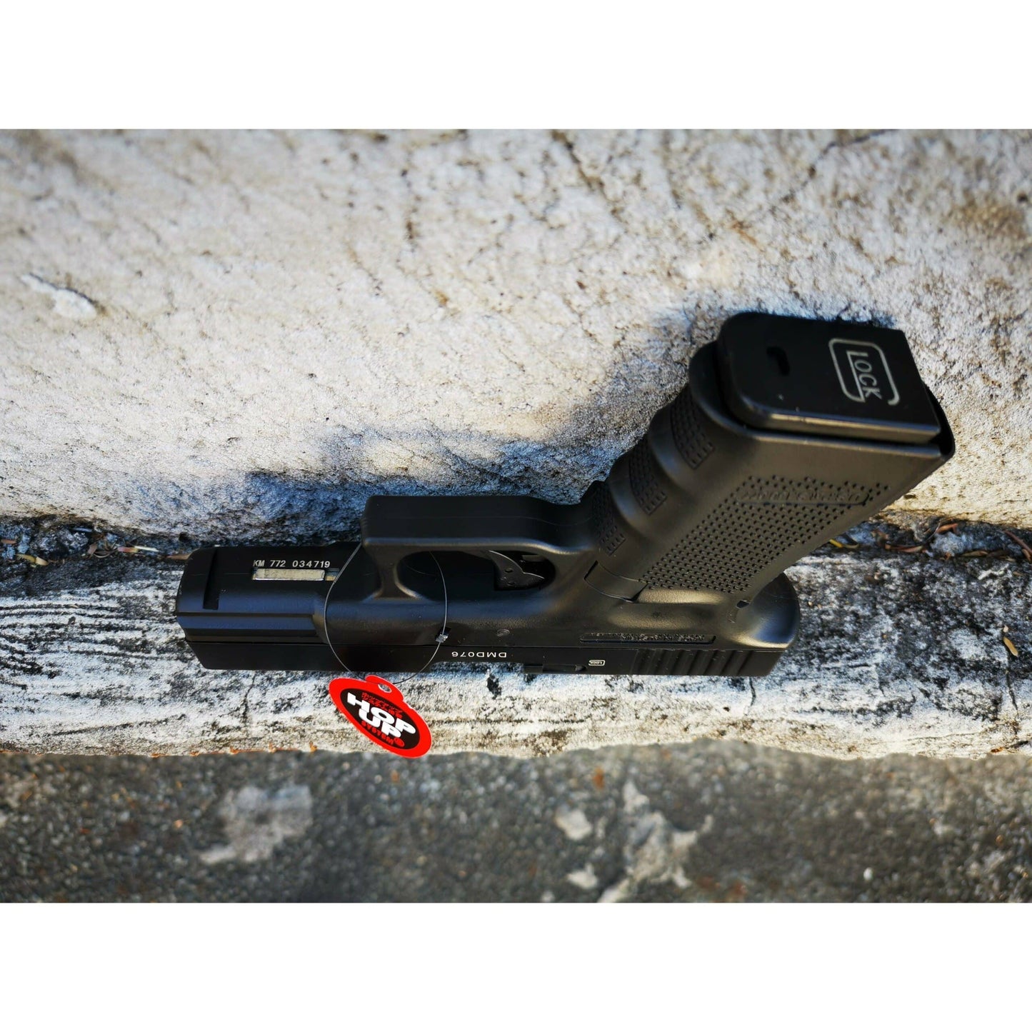 DOUBLE BELL Glock 19 GEN4 Gas Blowback Gel Blaster Full Engraving Resin Frame Edition Green Gas Version