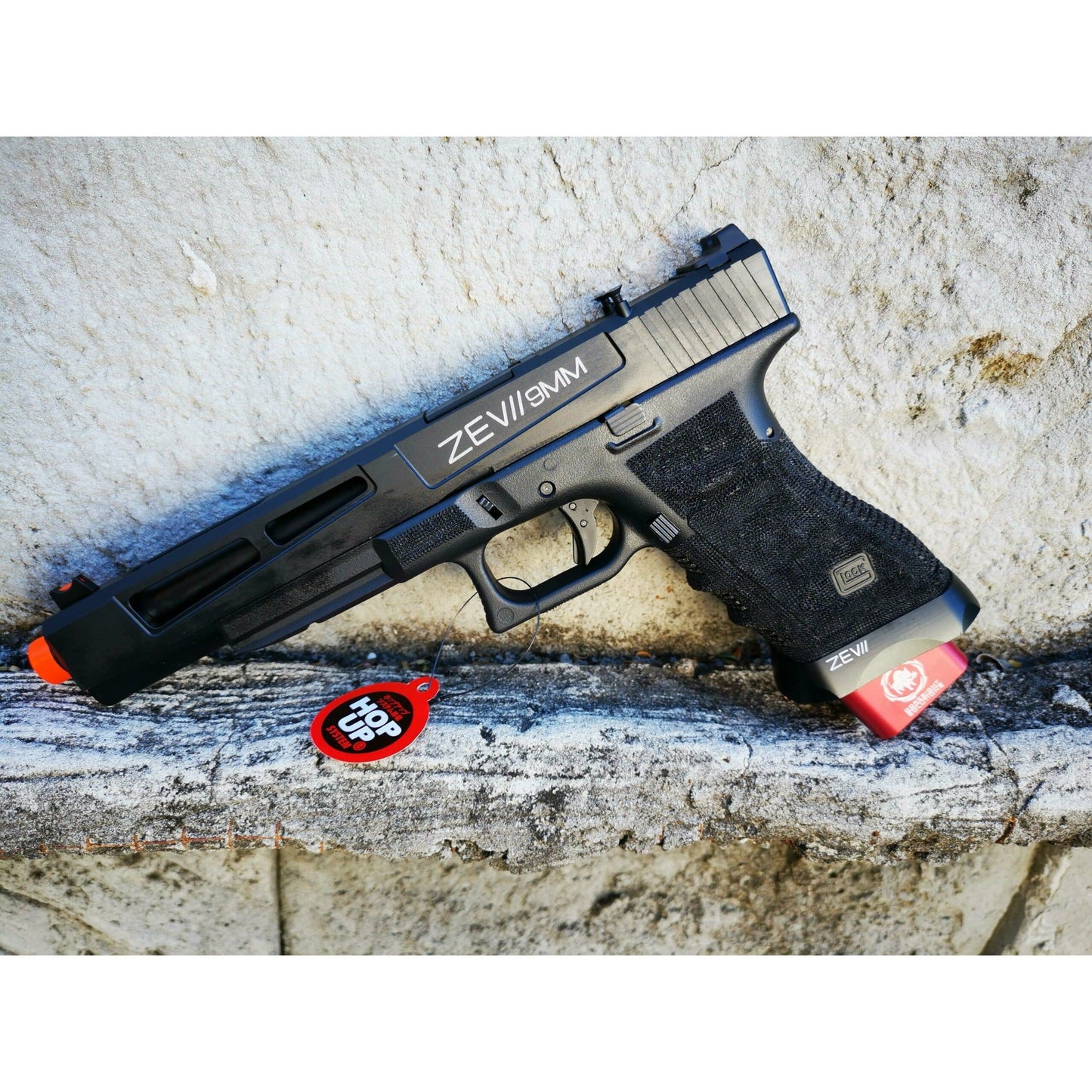 DOUBLE BELL Glock 17L Type ZEVII 9MM Combat Master Custom Gas Blowback Gel Blaster Green Gas Version
