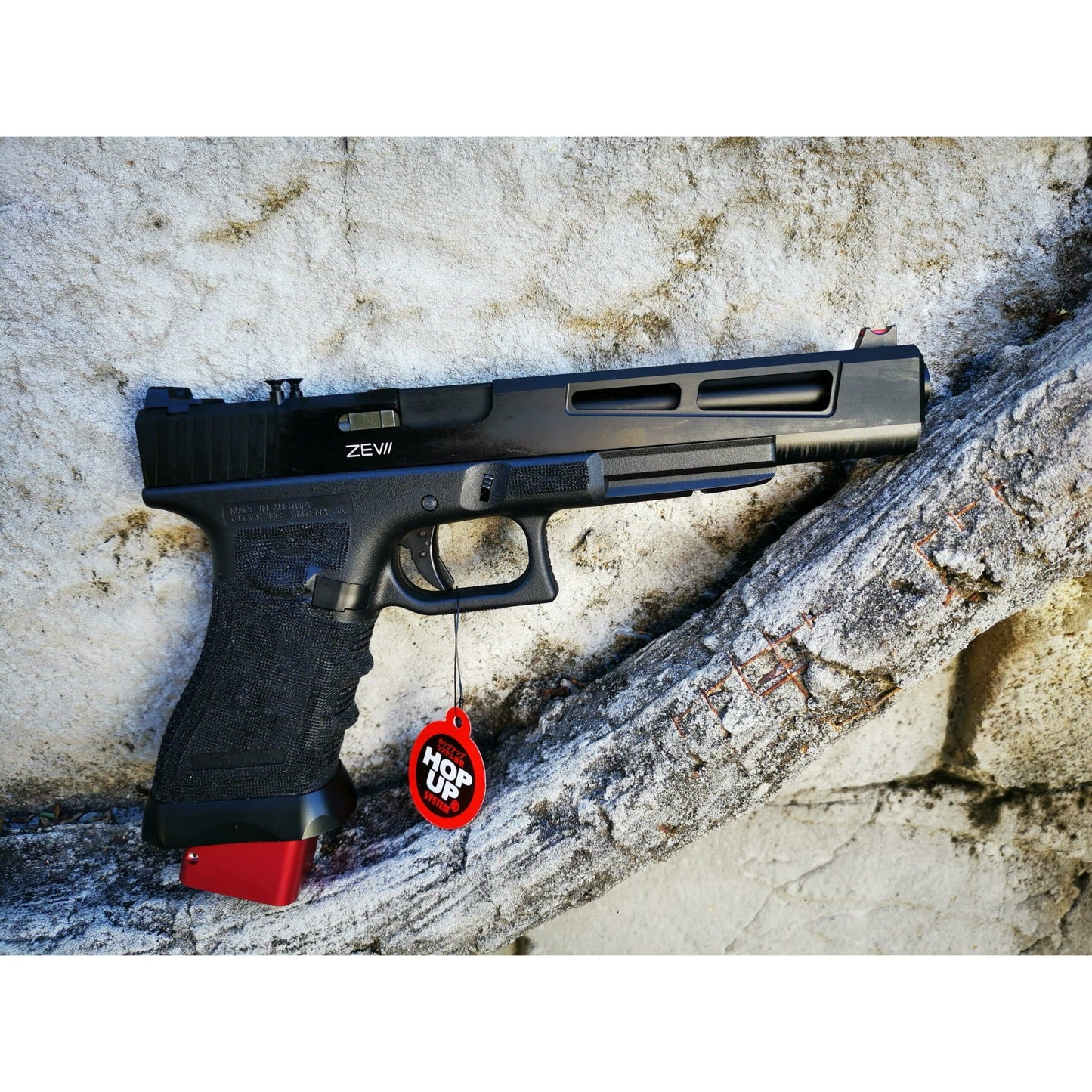 DOUBLE BELL Glock 17L Type ZEVII 9MM Combat Master Custom Gas Blowback Gel Blaster Green Gas Version