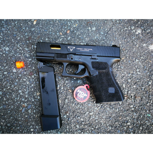 Double Bell Glock 19 TTI ver Type John Wick2 Combat Master Custom Gas Blowback Gel Blaster Long Green Gas Mag Version