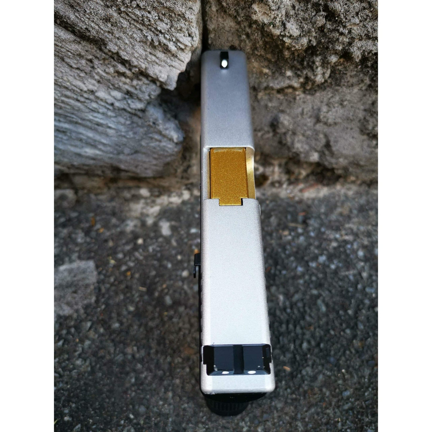 DOUBLE BELL Glock 19 GEN4 Gas Blowback Gel Blaster Full Engraving Resin Frame Edition Green Gas Version Silver slides