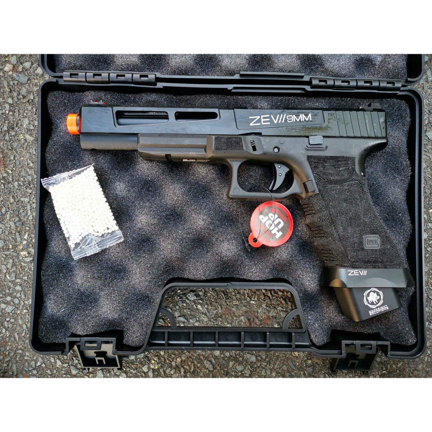 DOUBLE BELL Glock 17L Type ZEVII 9MM Combat Master Custom Gas Blowback Gel Blaster Green Gas Version Black