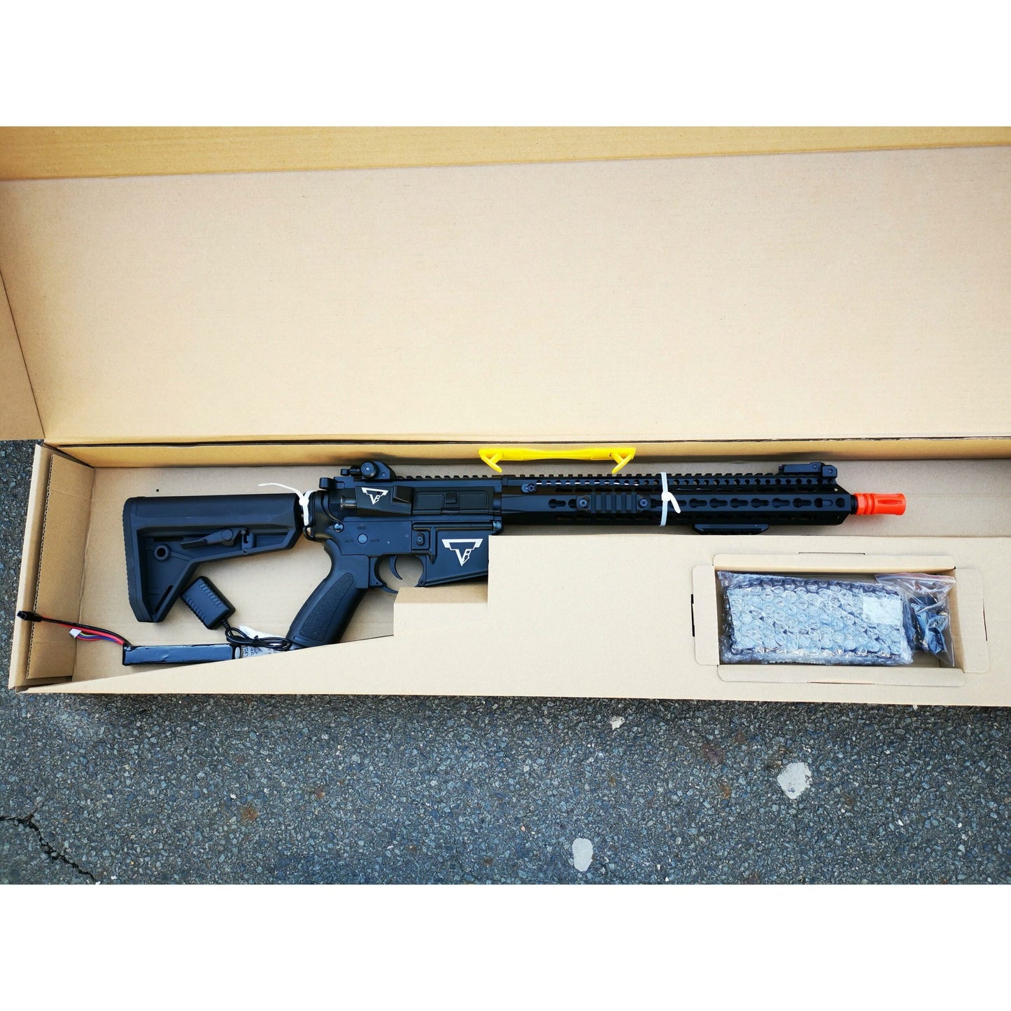 DOUBLE BELL John Wick TTI TR-1 Ultralight Gel Blaster AEG With SCOPE Colour: Black