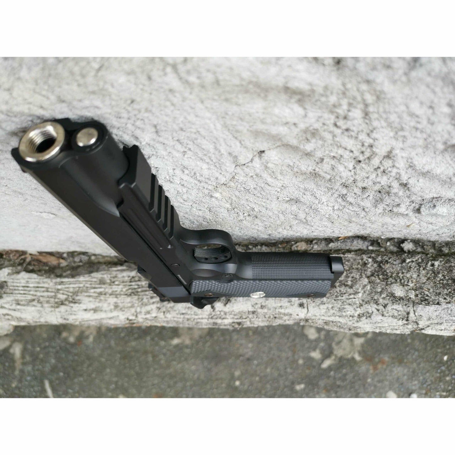 GOLDEN EAGLE 1911 DESERT WARRIOR FULL METAL GAS BLOW BACK GAS POWERED GEL BLASTER PISTOL IN BLACK