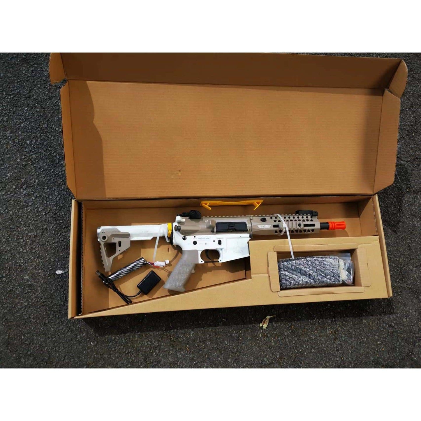 DOUBLE BELL 080A M4 TOP GUN Gel Blaster AEG Colour: Tan with White