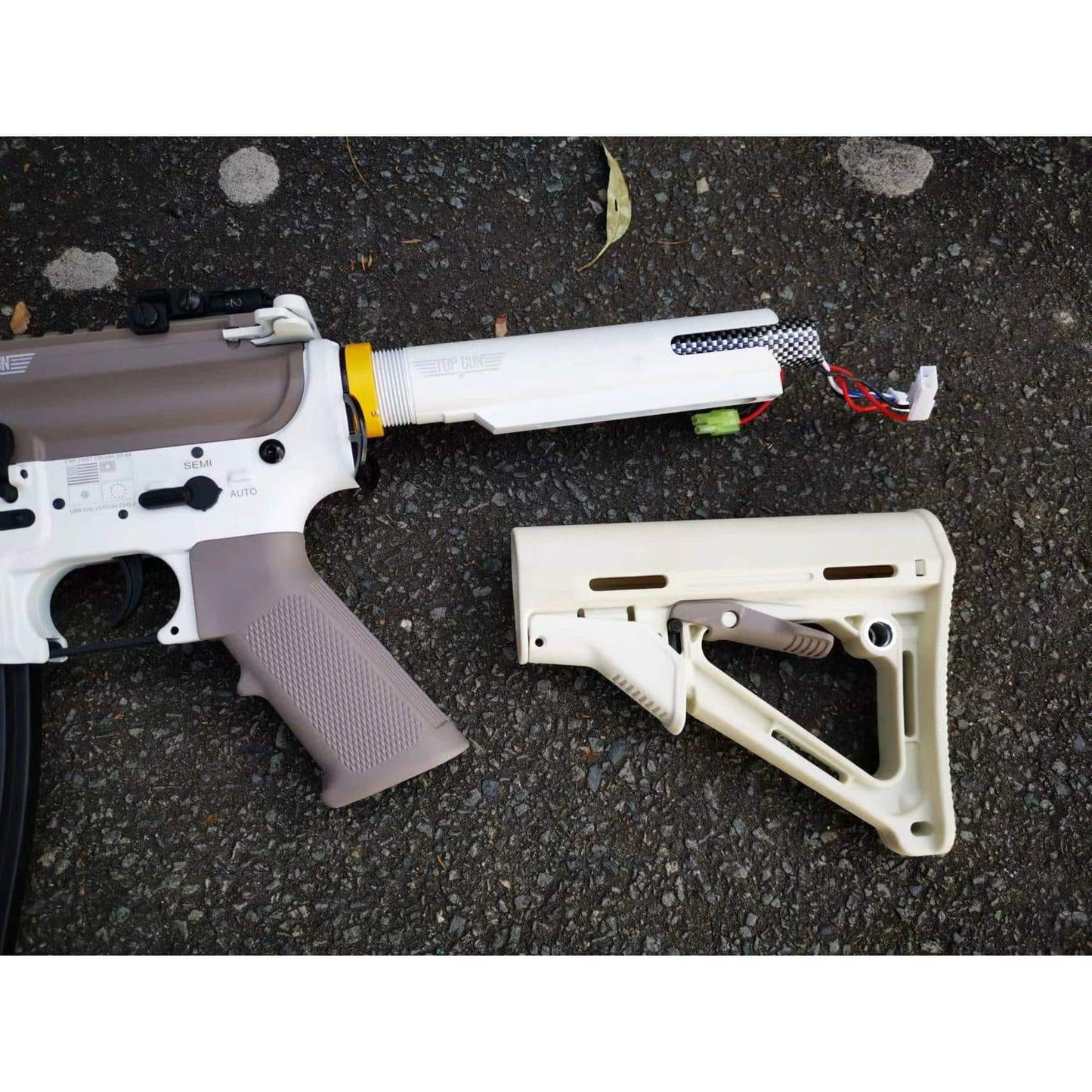 DOUBLE BELL 082A M4 TOP GUN Gel Blaster AEG Colour: Tan with White