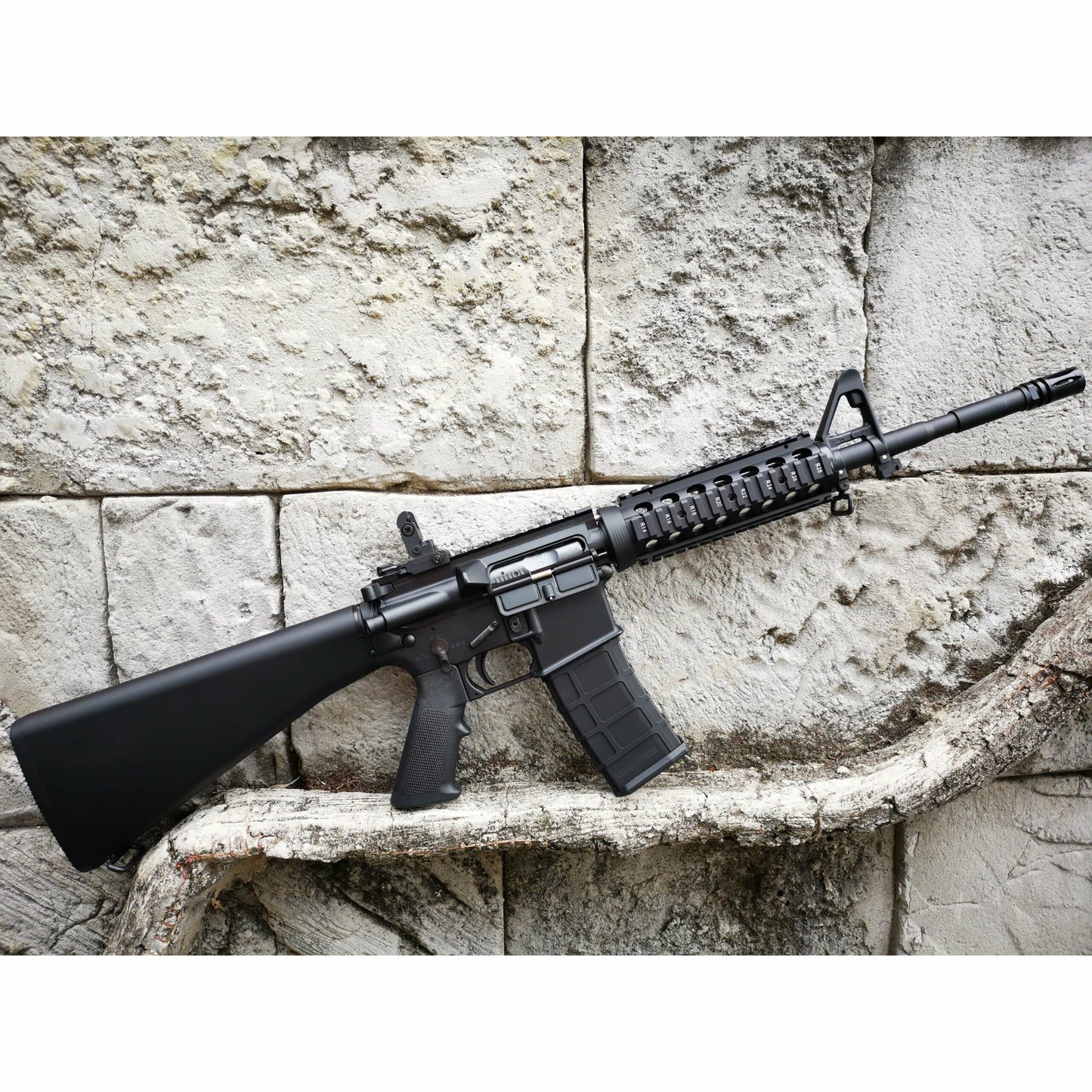 GOLDEN EAGLE MC6619M M4 FULL METAL GAS POWERED GEL BLASTER GREEN GAS BLOWBACK RIFLE Colour: Black