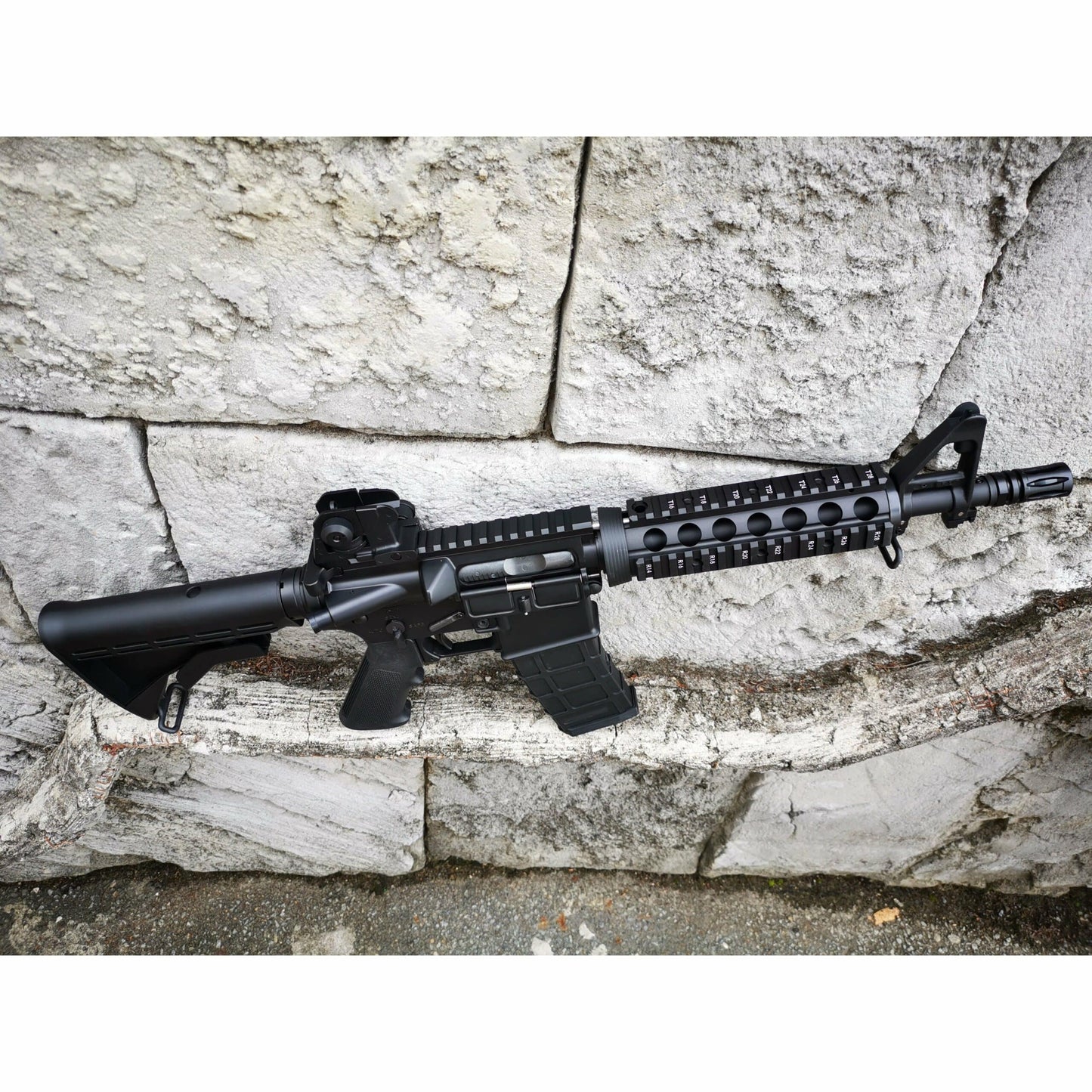 GOLDEN EAGLE MC6624M M4 CQB FULL METAL GAS POWERED GEL BLASTER GREEN GAS BLOWBACK RIFLE Colour: Black