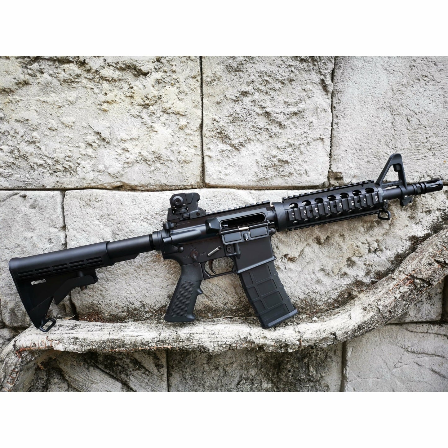 GOLDEN EAGLE MC6624M M4 CQB FULL METAL GAS POWERED GEL BLASTER GREEN GAS BLOWBACK RIFLE Colour: Black