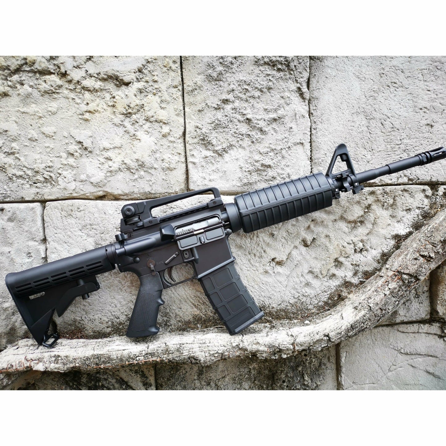 GOLDEN EAGLE MC6604M M4A1 FULL METAL GAS POWERED GEL BLASTER GREEN GAS BLOWBACK RIFLE Colour: Black