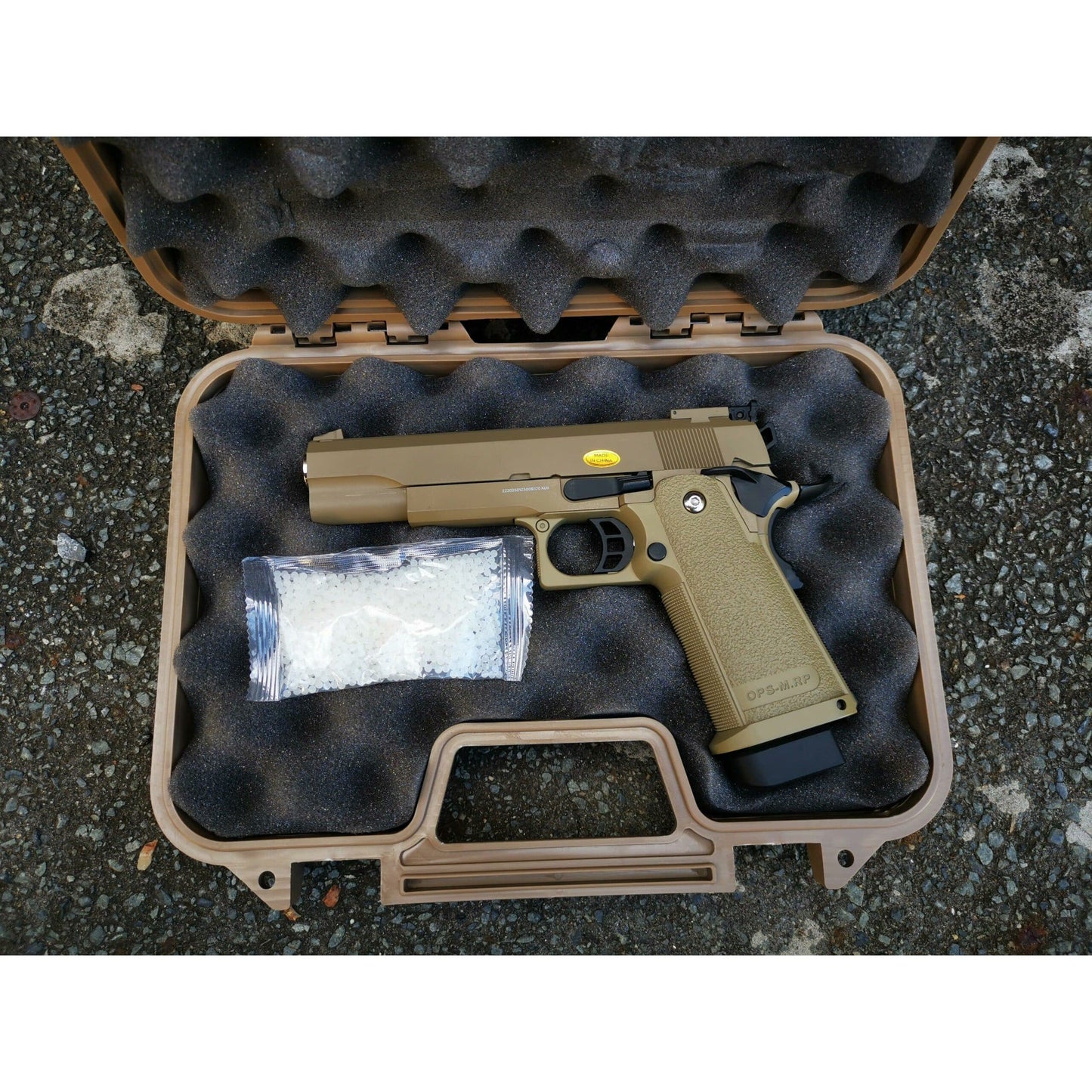 GOLDEN EAGLE 3304T 2011 GEL BLASTER GREEN GAS OR CO2 POWERED Hi-Capa 5.1 VERSION GAS BLOWBACK Colour: Tan