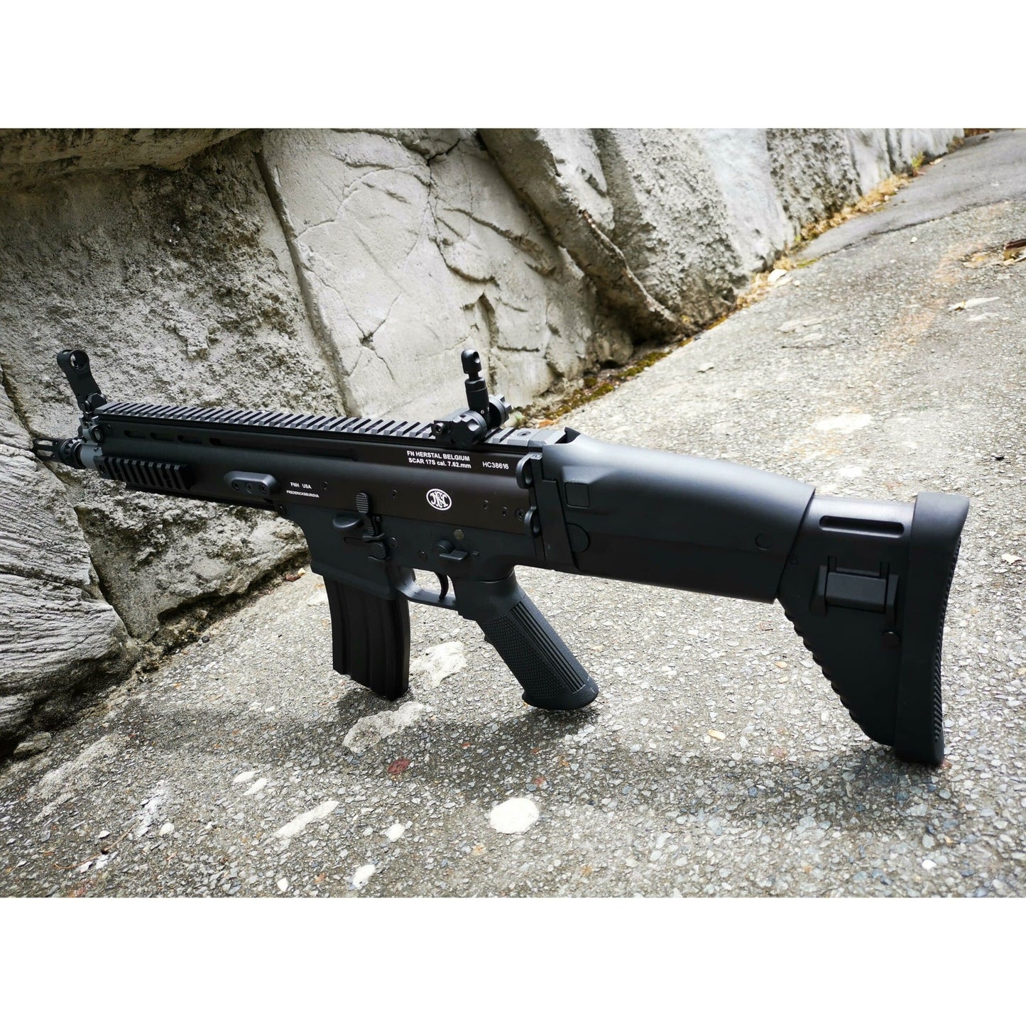 CYMA SCAR-L Metal Gel blaster AEG Black