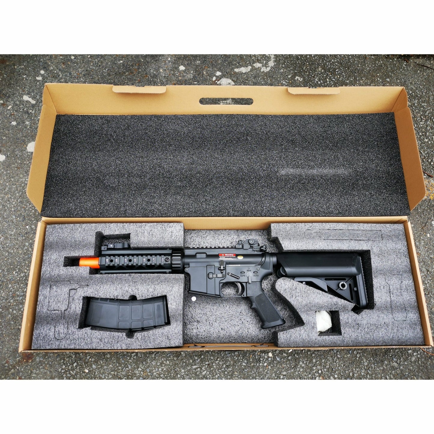 GOLDEN EAGLE MC6625M M4 CQB FULL METAL GAS POWERED GEL BLASTER GREEN GAS BLOWBACK RIFLE (Colour: Black)