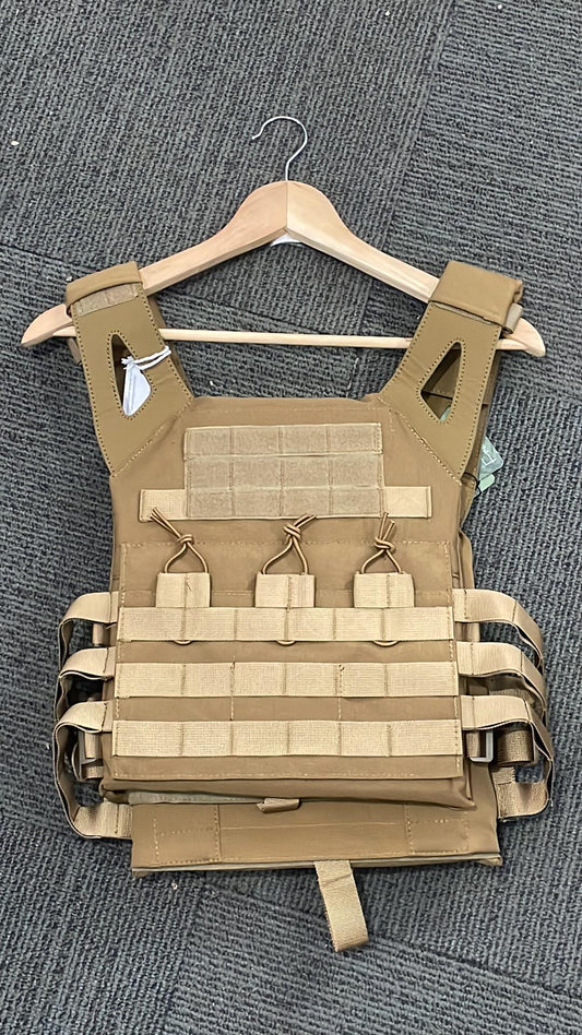 Vest 012D -Tactical Vest with Carry Plate (in FG tan)- smaller
